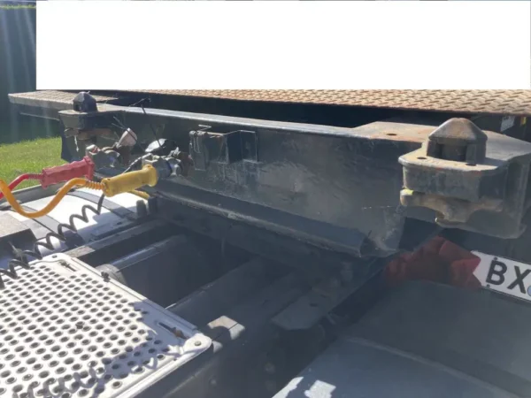 LAG 20 / 30 voet container chassis Drums - Image 9