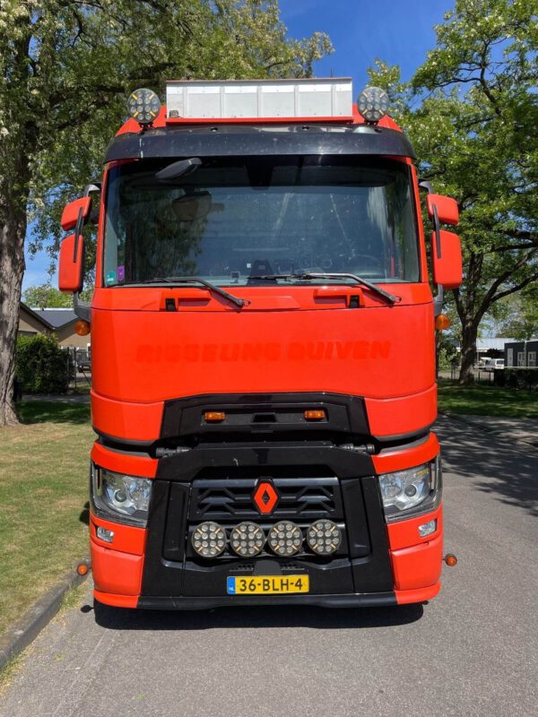 Renault T - Image 20