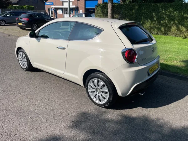 Alfa Romeo MiTo Alfa Mito Diesel Mega Mooi - Image 7