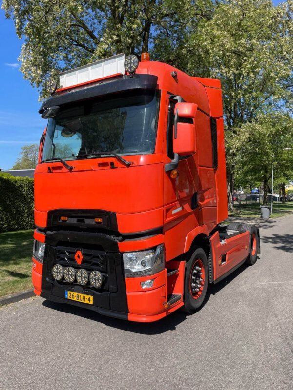 Renault T